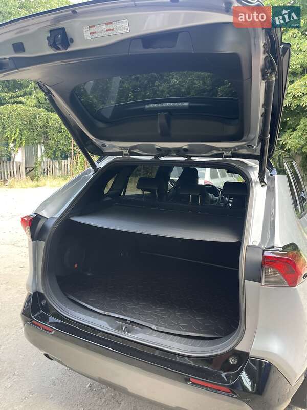 Позашляховик / Кросовер Toyota RAV4 2021 в Кропивницькому