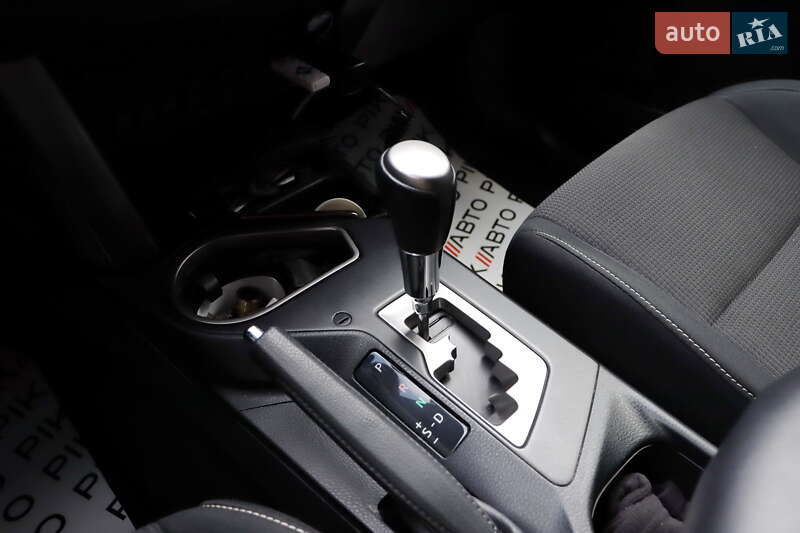 Позашляховик / Кросовер Toyota RAV4 2018 в Львові