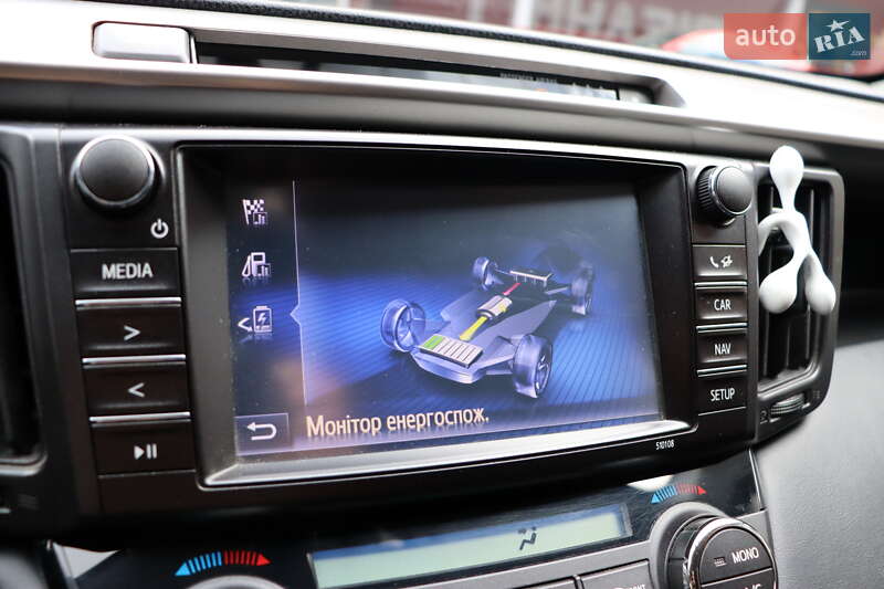 Позашляховик / Кросовер Toyota RAV4 2018 в Львові