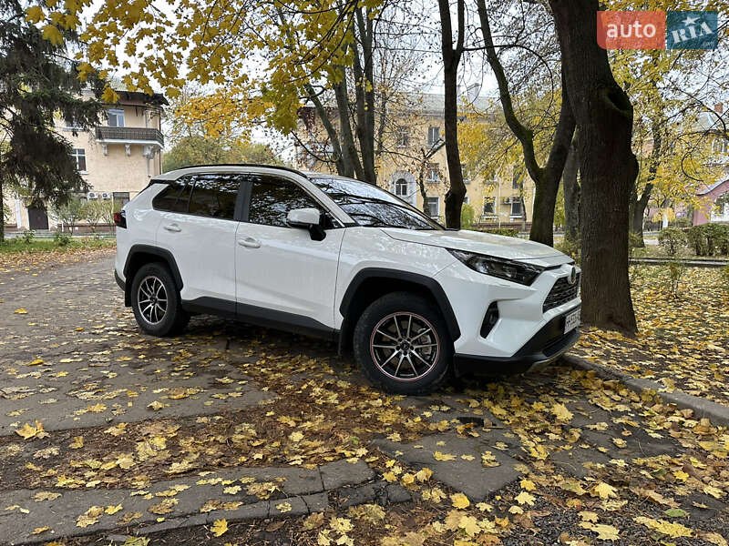 Toyota RAV4 2023