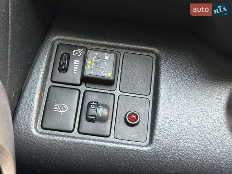 Позашляховик / Кросовер Toyota RAV4 2008 в Харкові