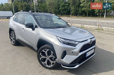 Внедорожник / Кроссовер Toyota RAV4 2021 в Киеве