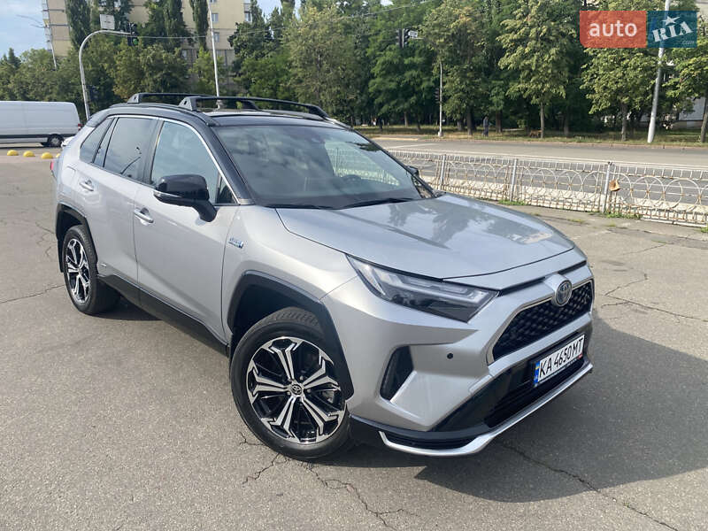 Toyota RAV4 2021