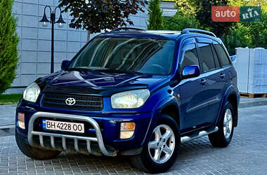 Позашляховик / Кросовер Toyota RAV4 2001 в Одесі