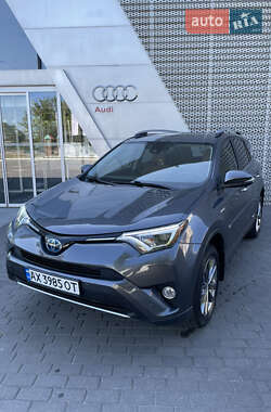 Позашляховик / Кросовер Toyota RAV4 2018 в Харкові