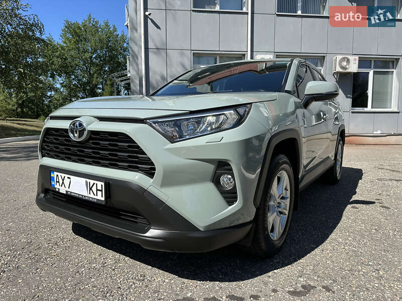 Toyota RAV4 2021