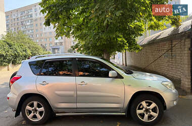 Позашляховик / Кросовер Toyota RAV4 2007 в Миколаєві