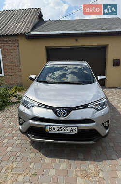 Внедорожник / Кроссовер Toyota RAV4 2016 в Кропивницком