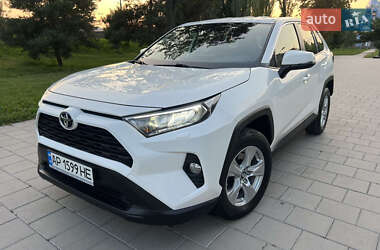Внедорожник / Кроссовер Toyota RAV4 2020 в Виннице