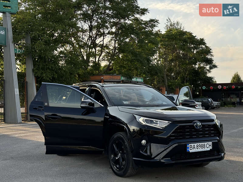 Внедорожник / Кроссовер Toyota RAV4 2020 в Александрие фото 7 Внедорожник / Кроссовер Toyota RAV4 2020 в Александрие