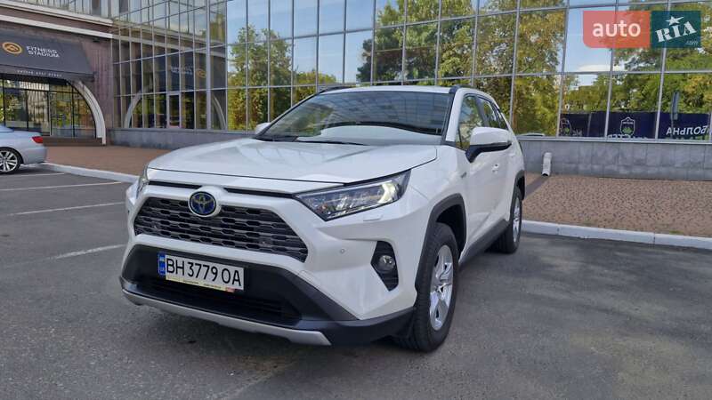 Внедорожник / Кроссовер Toyota RAV4 2020 в Одессе фото 13 Внедорожник / Кроссовер Toyota RAV4 2020 в Одессе
