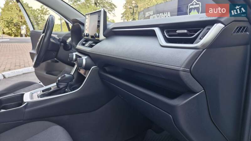 Внедорожник / Кроссовер Toyota RAV4 2020 в Одессе фото 30 Внедорожник / Кроссовер Toyota RAV4 2020 в Одессе