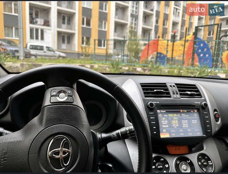 Позашляховик / Кросовер Toyota RAV4 2008 в Одесі фото 3 Позашляховик / Кросовер Toyota RAV4 2008 в Одесі
