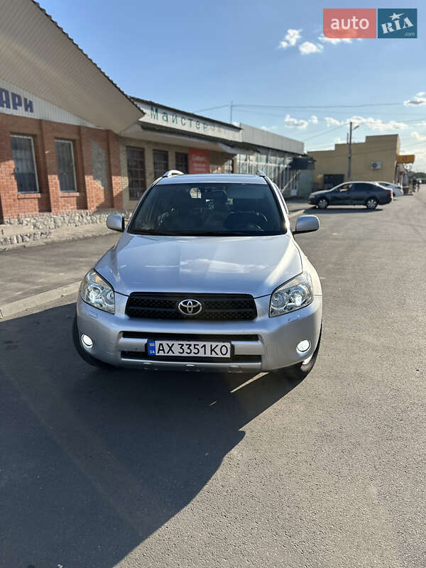 Toyota RAV4 2006
