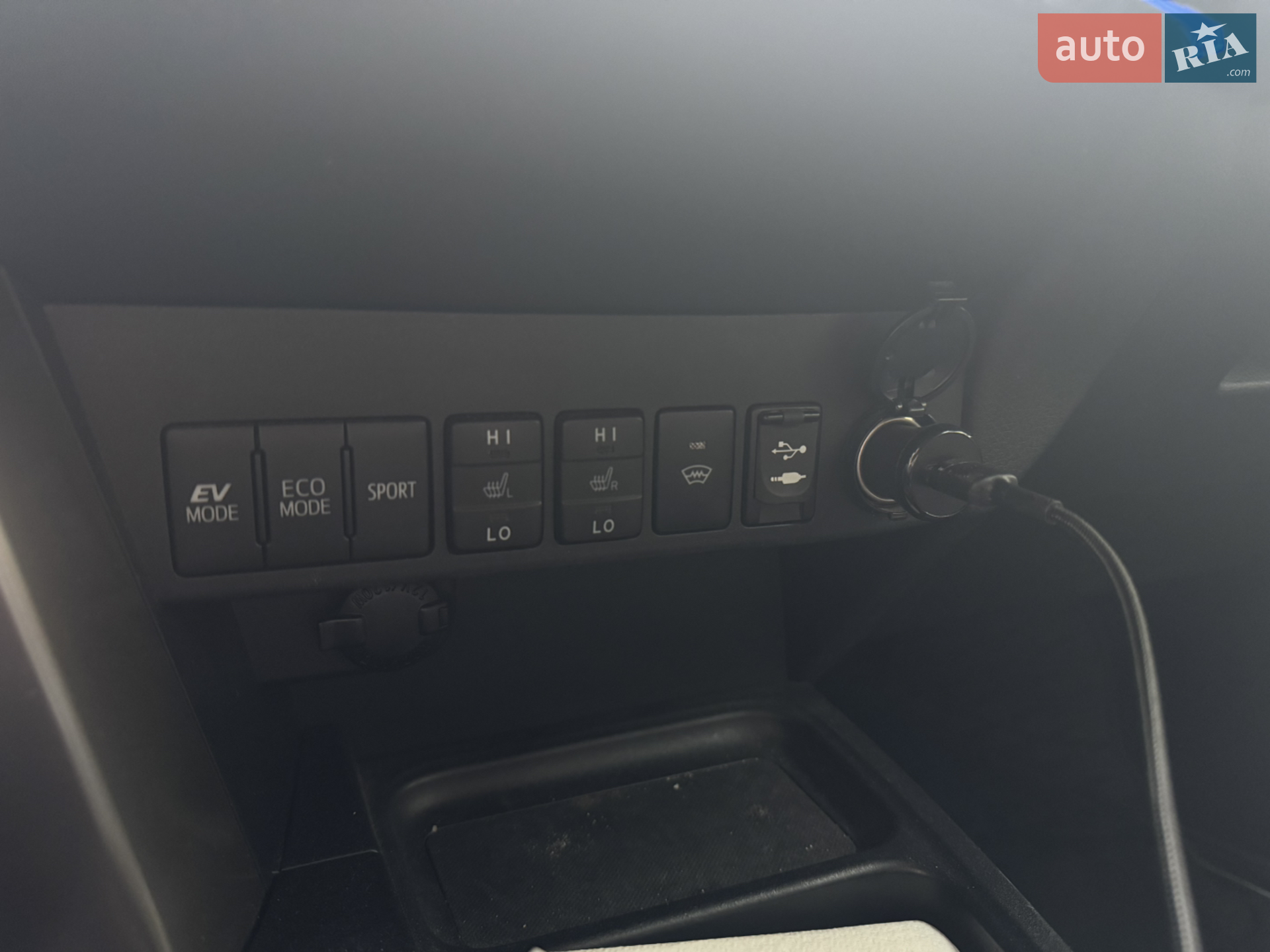 2018 Toyota RAV 4 - мініатюра 8