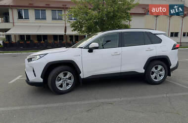 Позашляховик / Кросовер Toyota RAV4 2021 в Києві