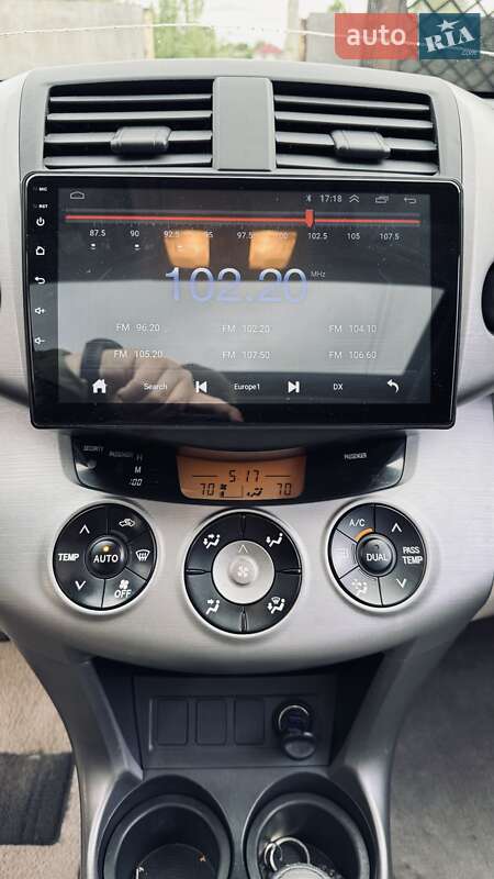 Позашляховик / Кросовер Toyota RAV4 2007 в Києві фото 63 Позашляховик / Кросовер Toyota RAV4 2007 в Києві