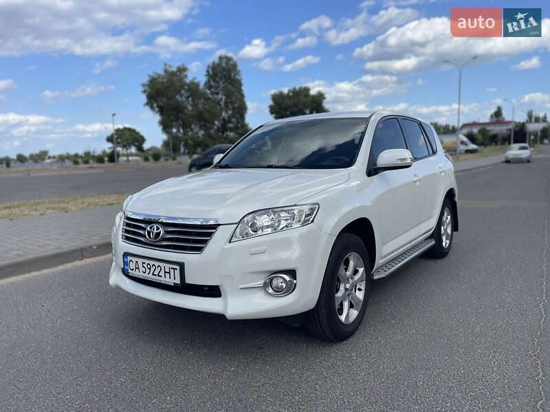 Toyota RAV4 2010