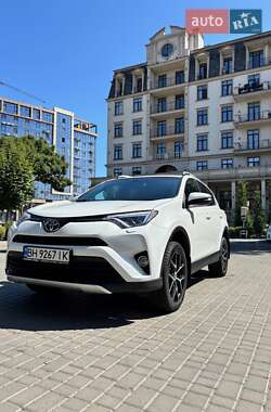 Внедорожник / Кроссовер Toyota RAV4 2016 в Одессе