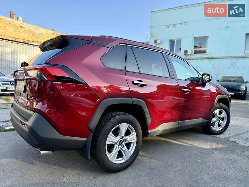 Позашляховик / Кросовер Toyota RAV4 2019 в Одесі