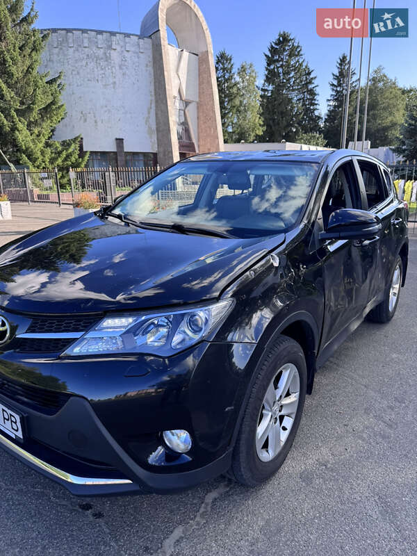 Toyota RAV4 2014