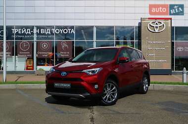 Внедорожник / Кроссовер Toyota RAV4 2018 в Киеве