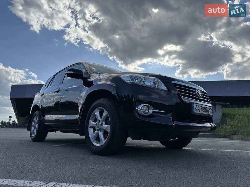 Toyota RAV4 2012