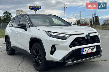 Внедорожник / Кроссовер Toyota RAV4 2022 в Харькове