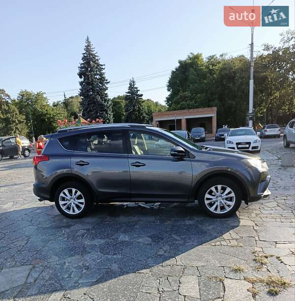 Позашляховик / Кросовер Toyota RAV4 2013 в Кременчуці
