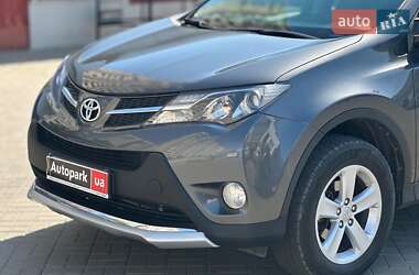 Внедорожник / Кроссовер Toyota RAV4 2013 в 