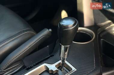 Внедорожник / Кроссовер Toyota RAV4 2013 в 