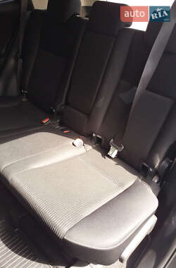 Внедорожник / Кроссовер Toyota RAV4 2014 в 