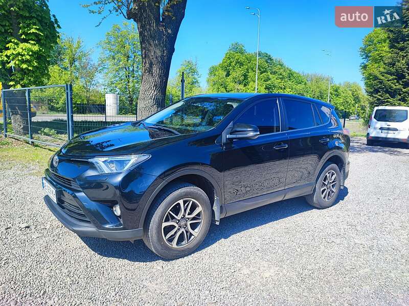 Toyota RAV4 2016