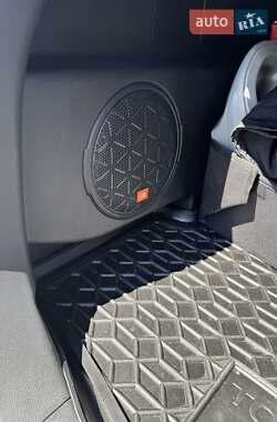 Внедорожник / Кроссовер Toyota RAV4 2022 в 