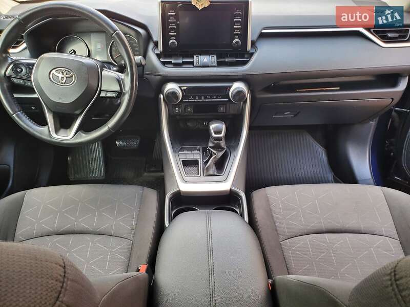Позашляховик / Кросовер Toyota RAV4 2019 в Монастирищеві фото 20 Позашляховик / Кросовер Toyota RAV4 2019 в Монастирищеві