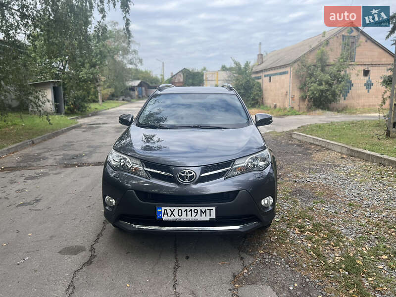 Toyota RAV4 2014