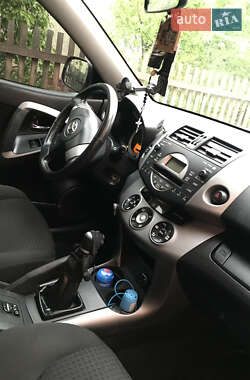 Позашляховик / Кросовер Toyota RAV4 2008 в Тернополі