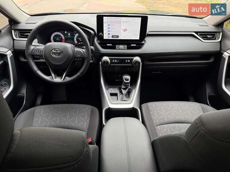 Позашляховик / Кросовер Toyota RAV4 2023 в Черкасах