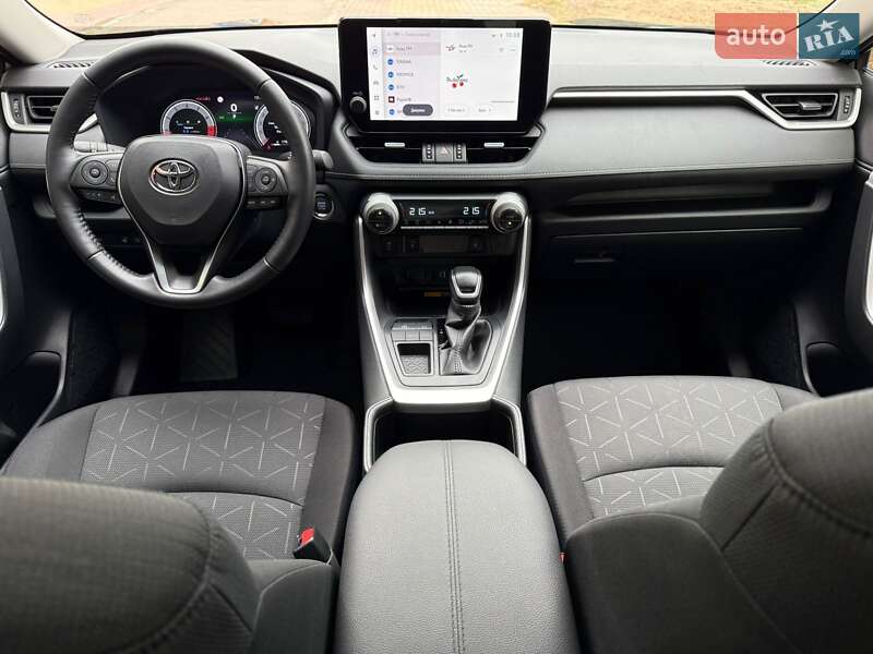 Позашляховик / Кросовер Toyota RAV4 2023 в Черкасах