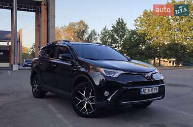Внедорожник / Кроссовер Toyota RAV4 2017 в Днепре