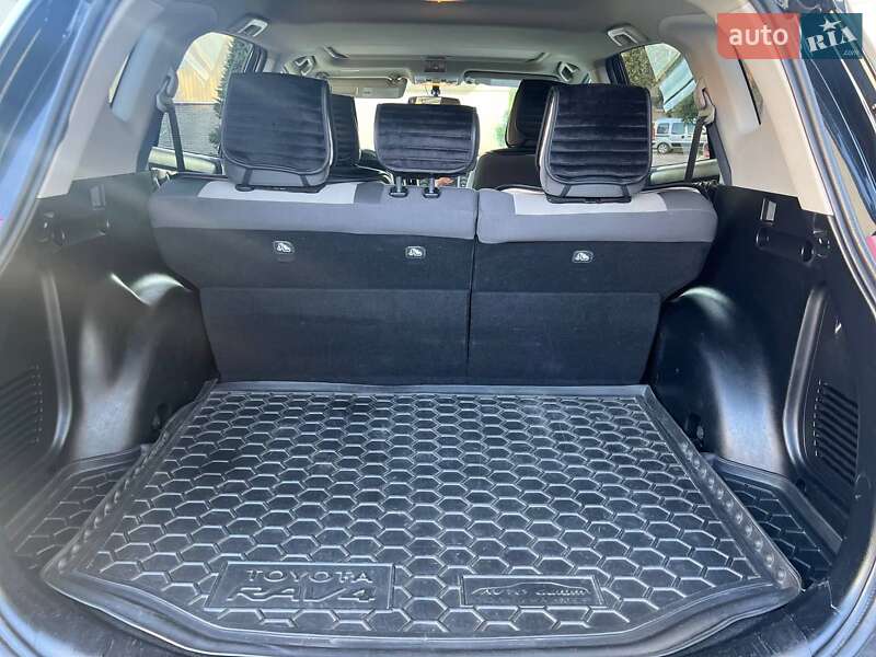 Позашляховик / Кросовер Toyota RAV4 2015 в Могилів-Подільському фото 32 Позашляховик / Кросовер Toyota RAV4 2015 в Могилів-Подільському