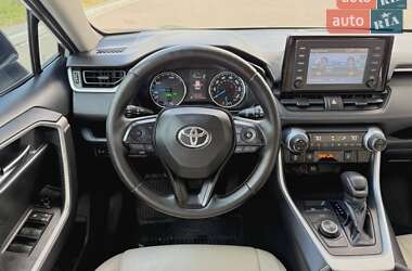 Позашляховик / Кросовер Toyota RAV4 2019 в Києві