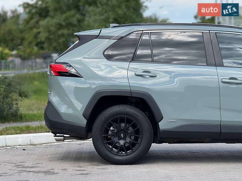 Внедорожник / Кроссовер Toyota RAV4 2019 в Киеве фото 9 Внедорожник / Кроссовер Toyota RAV4 2019 в Киеве
