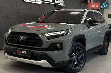 Позашляховик / Кросовер Toyota RAV4 2021 в Тернополі