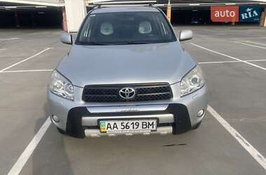 Позашляховик / Кросовер Toyota RAV4 2006 в Києві