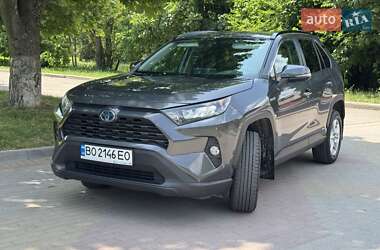 Позашляховик / Кросовер Toyota RAV4 2019 в Тернополі