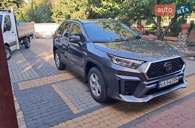 Позашляховик / Кросовер Toyota RAV4 2021 в Малині