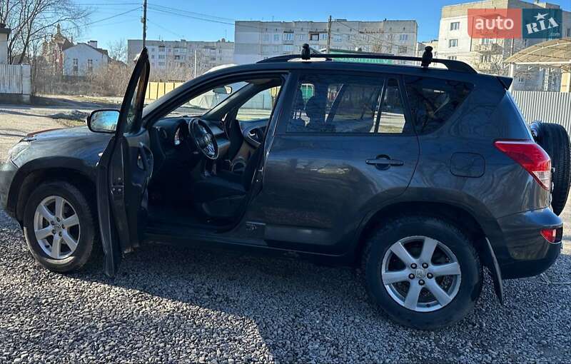 Toyota RAV4 2008