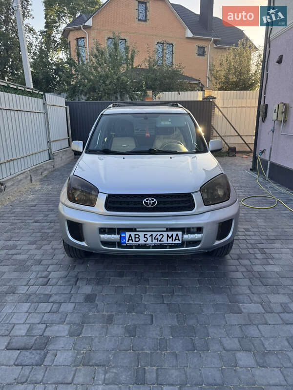 Toyota RAV4 2003