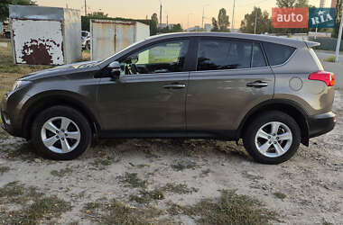 Внедорожник / Кроссовер Toyota RAV4 2013 в 
